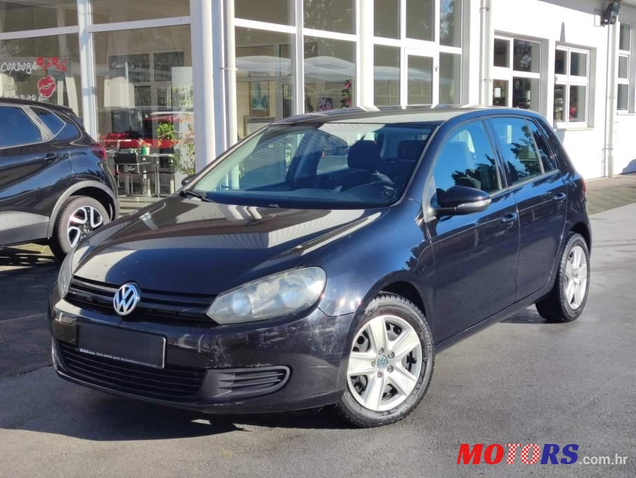 2010' Volkswagen Golf VI 1,6 Tdi photo #3