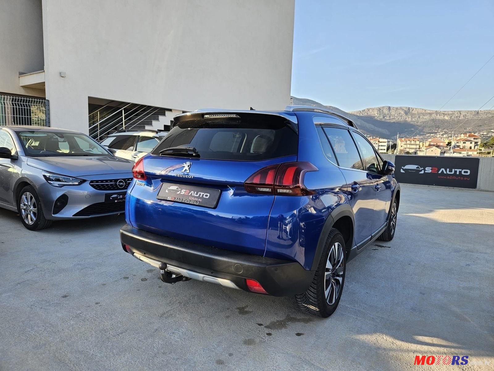 2019' Peugeot 2008 1,5 Bluehdi photo #4