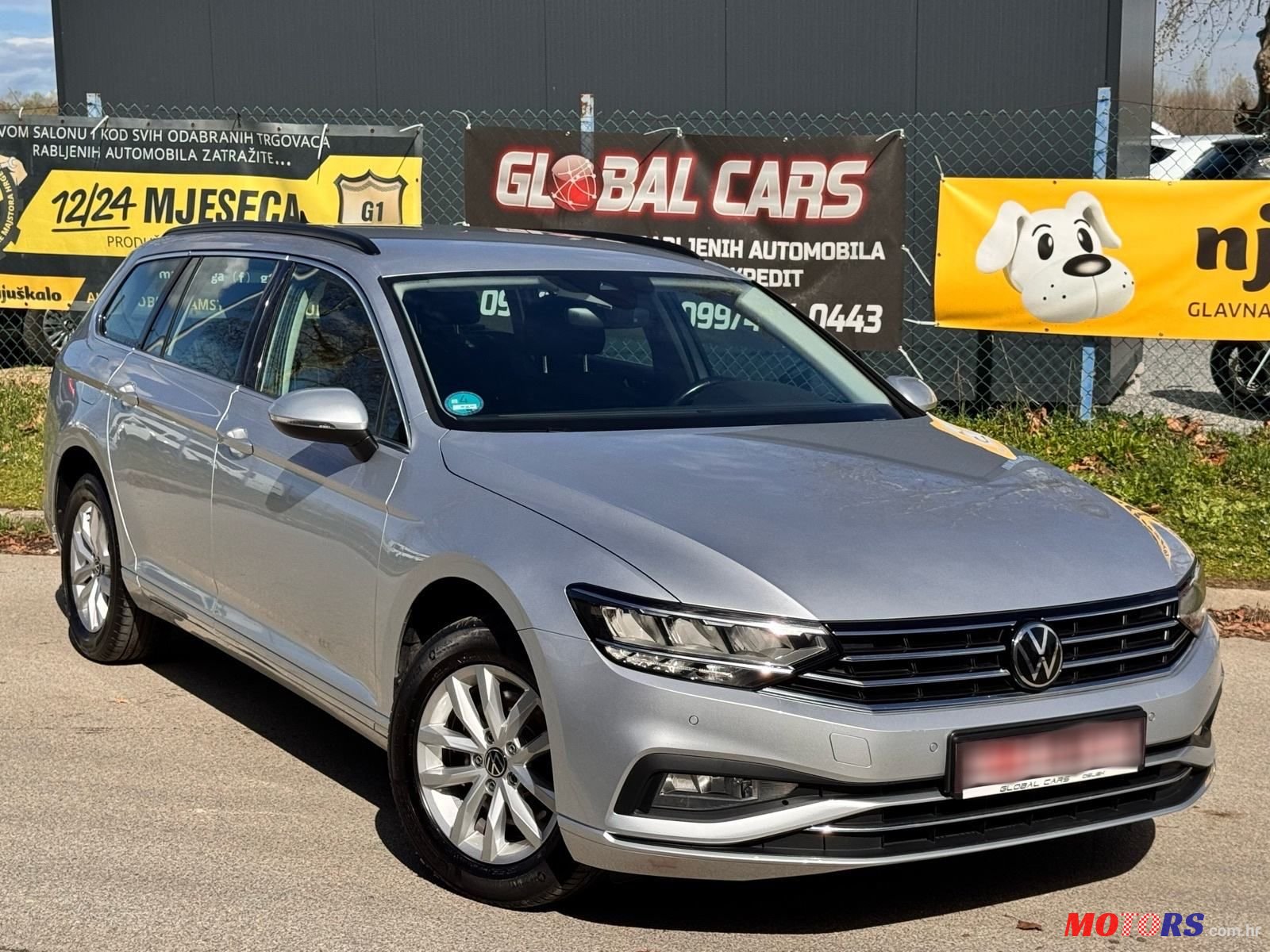 2021' Volkswagen Passat Variant photo #3