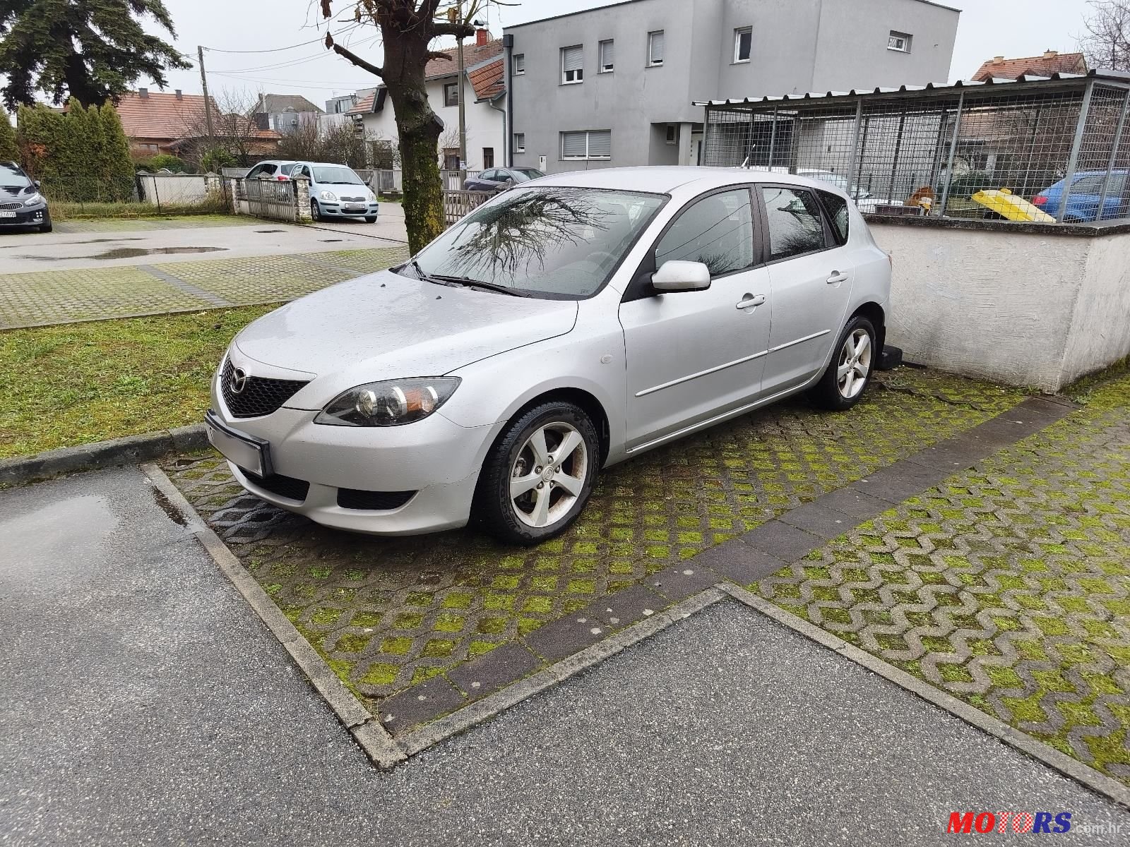 2005' Mazda 3 1.6 I photo #1