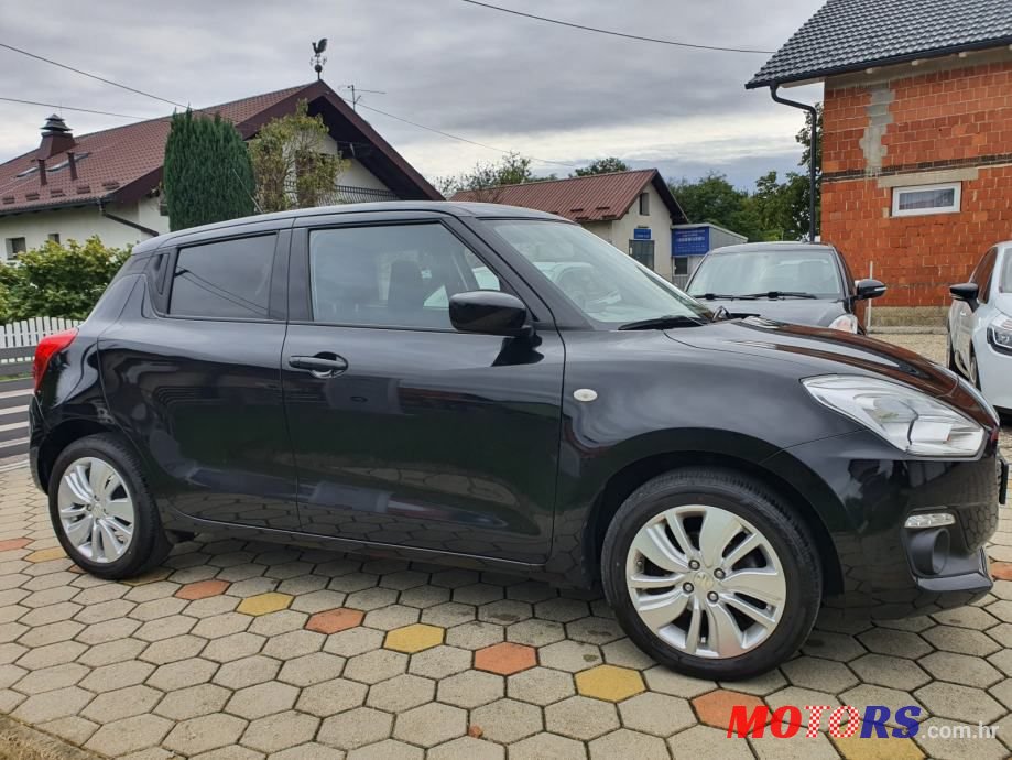 2018' Suzuki Swift photo #3