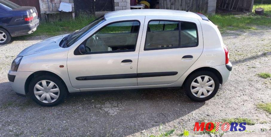 2002' Renault Clio 1,2 16V photo #1