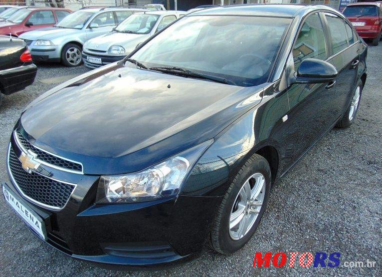 2012' Chevrolet Cruze 1,6 16V Ls+ photo #1
