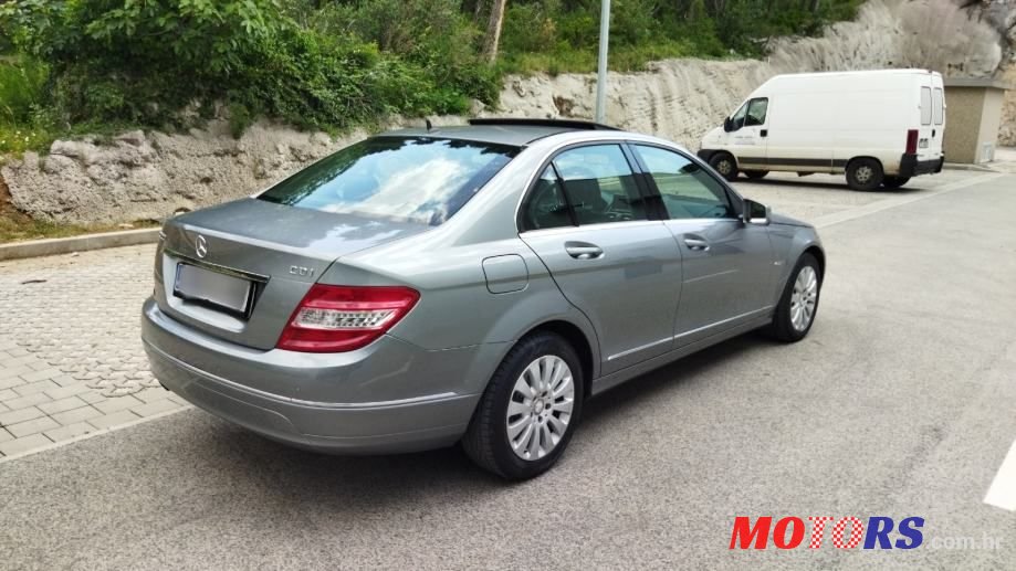 2010' Mercedes-Benz C-Klasa 200 Cdi photo #6