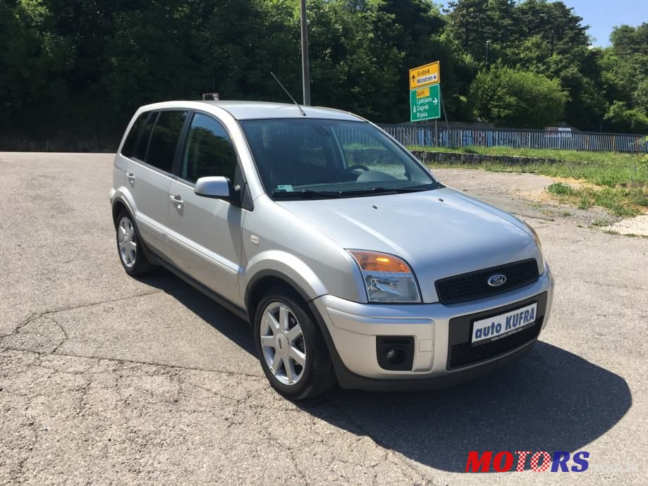 2009' Ford Fusion photo #2