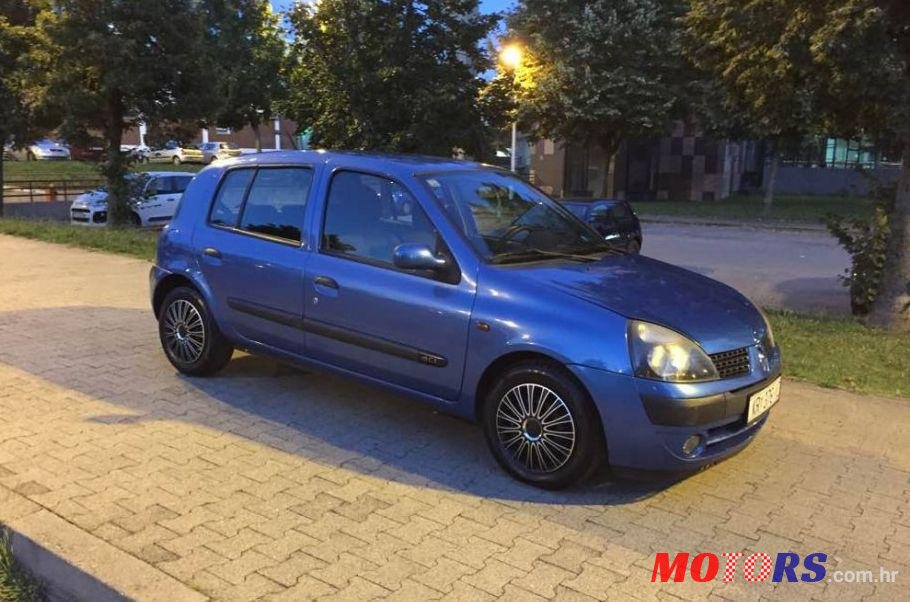 2003' Renault Clio 1,5 Dci photo #1