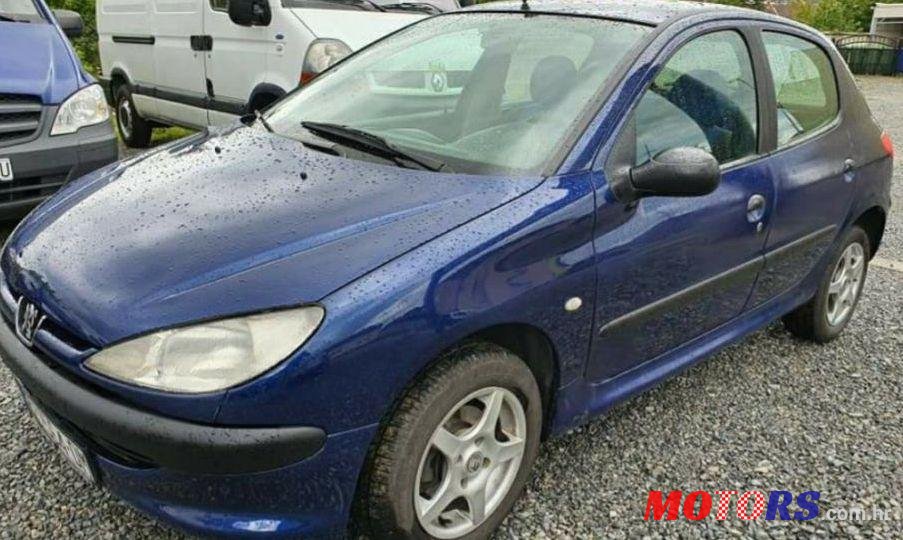 1999' Peugeot 206 206 1,9 D photo #1