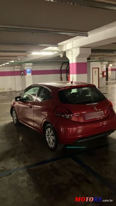 2016' Peugeot 208 1,6 Bluehdi photo #3