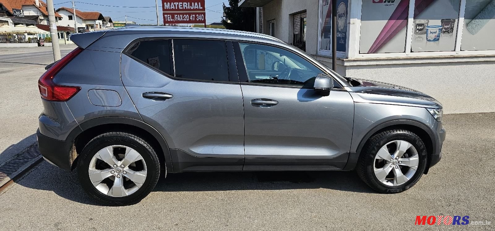 2019' Volvo XC40 D3 photo #6