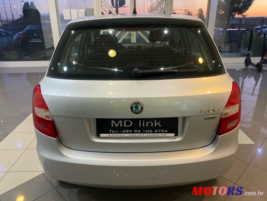 2011' Skoda Fabia 1,6 Tdi photo #3