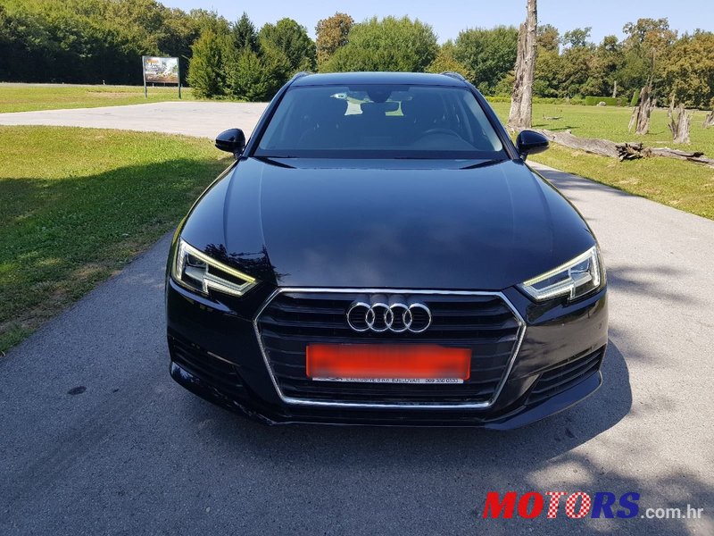 2019' Audi A4 Avant photo #4