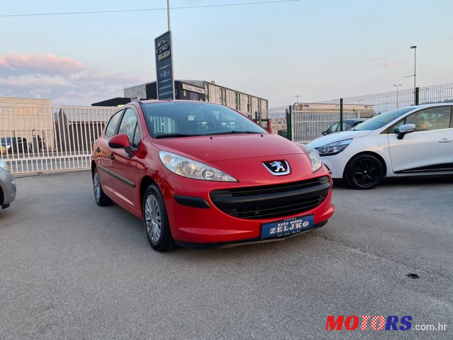 2007' Peugeot 207 1,4 photo #3