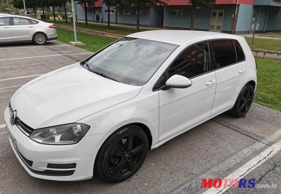 2014' Volkswagen Golf VII 1,6 Tdi Bmt photo #1