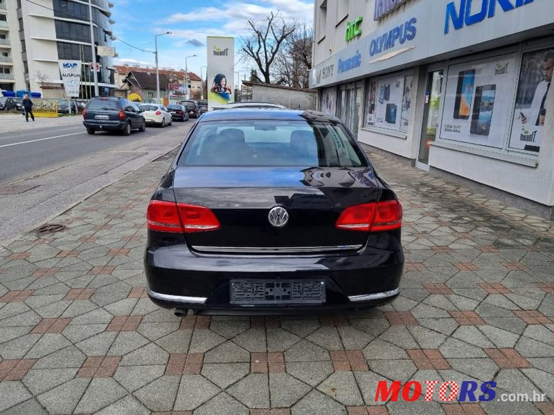 2012' Volkswagen Passat 1,6 Tdi Bmt photo #5