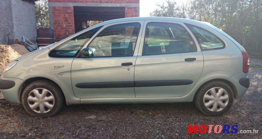 2004' Citroen Xsara Picasso 2,0 Hdi photo #2