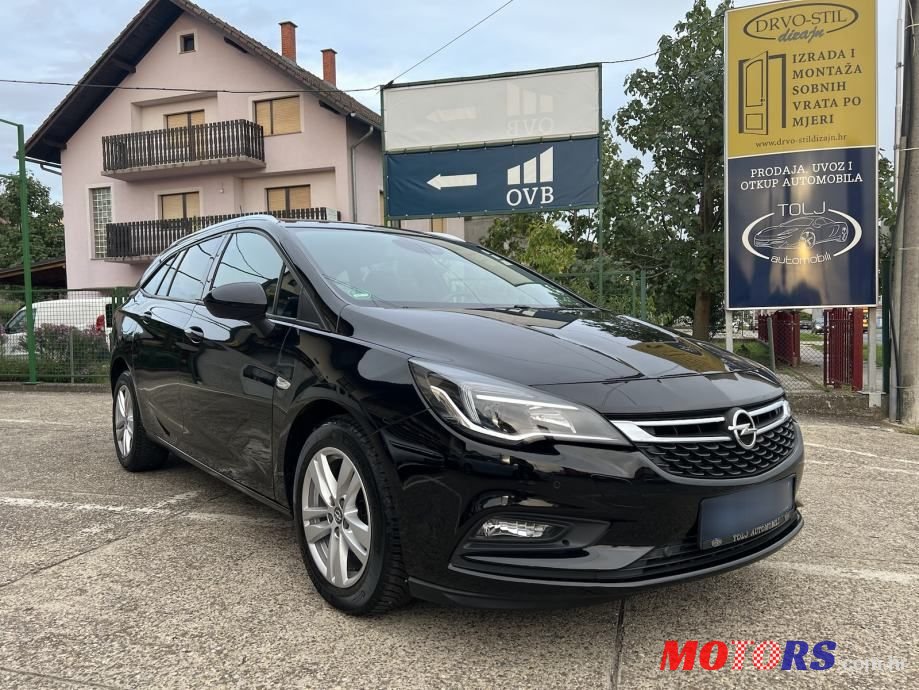 2017' Opel Astra Karavan photo #1