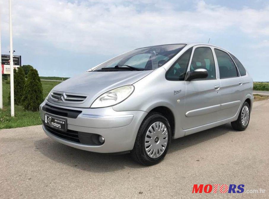 2004' Citroen Xsara Picasso 1,6 I photo #1