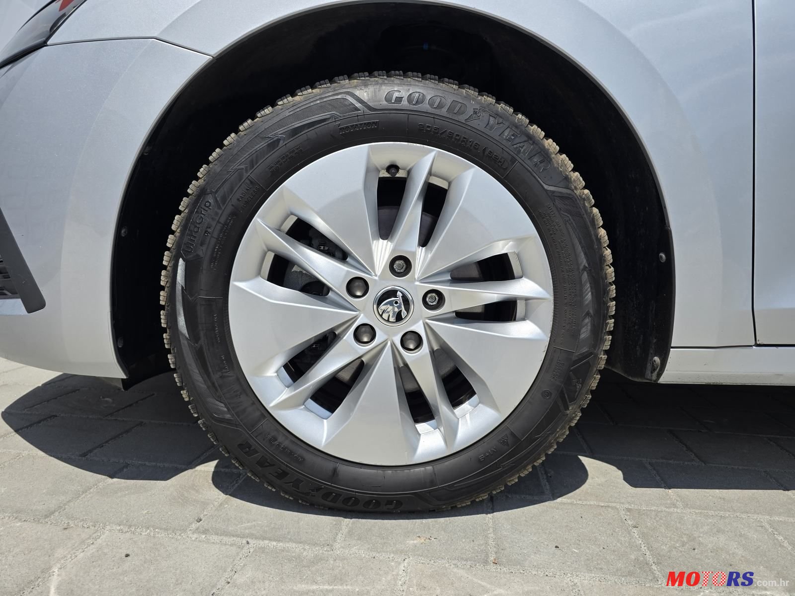 2020' Skoda Octavia Combi photo #5