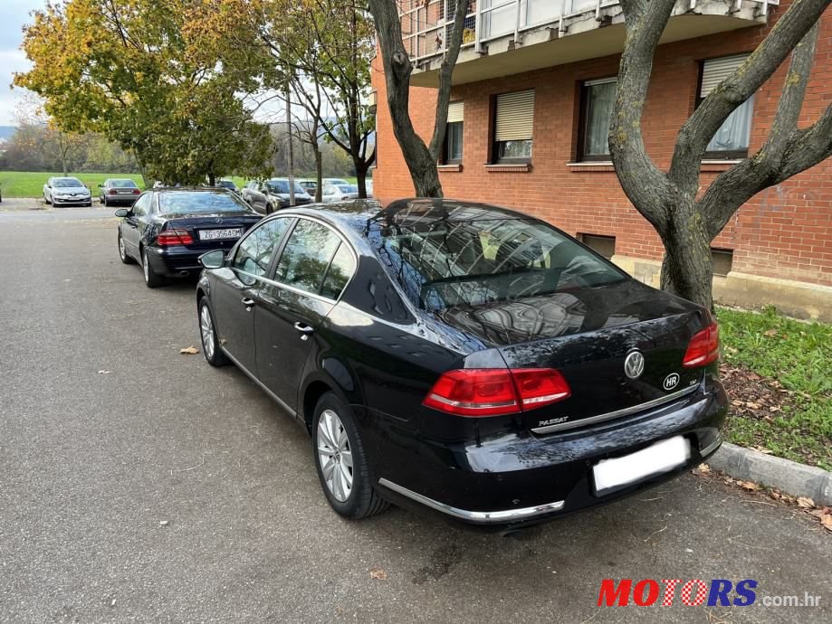 2012' Volkswagen Passat photo #2