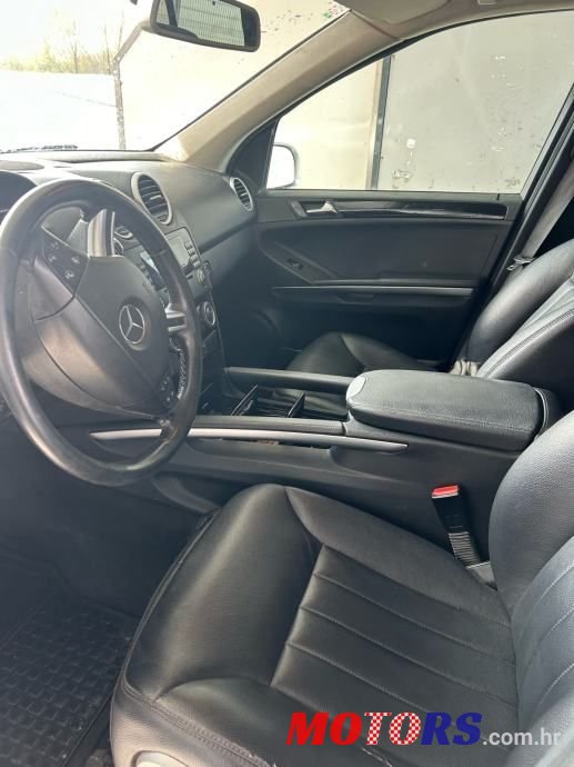 2006' Mercedes-Benz Ml 5.0 photo #6