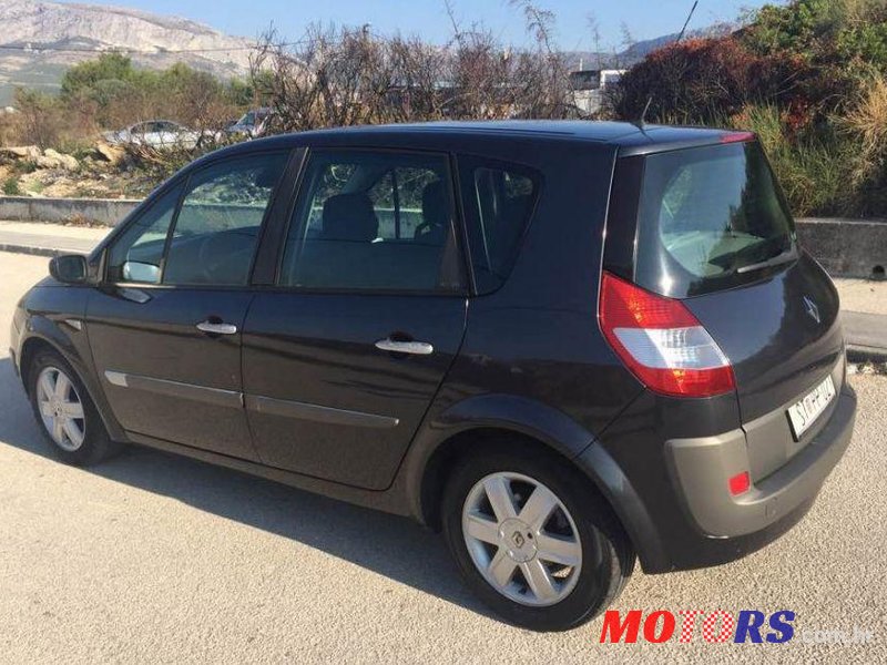 2006' Renault Scenic 1,9 Dci photo #2