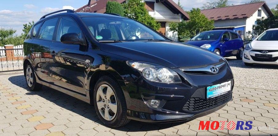 2010' Hyundai I30 1,6 Crdi photo #1