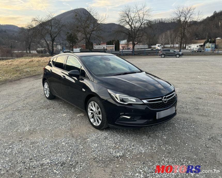 2017' Opel Astra 1,0 photo #1