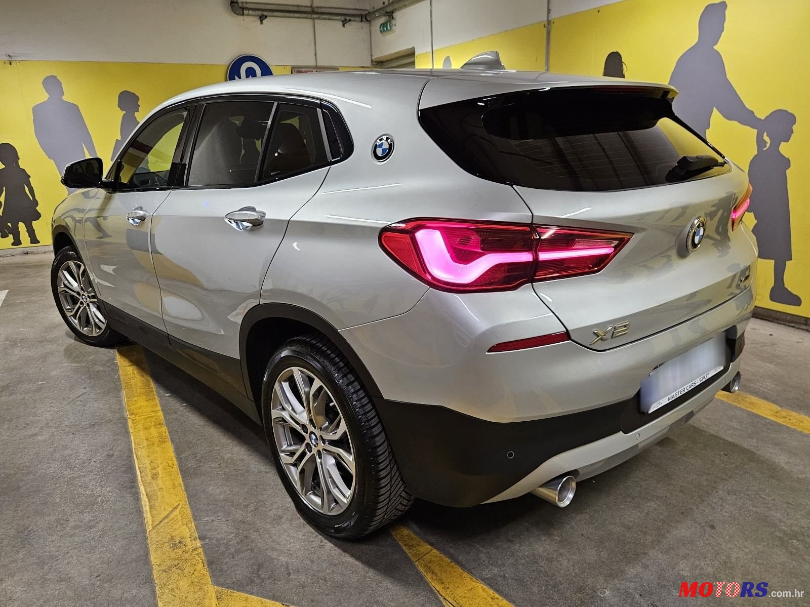 2019' BMW X2 Xdrive18D photo #3