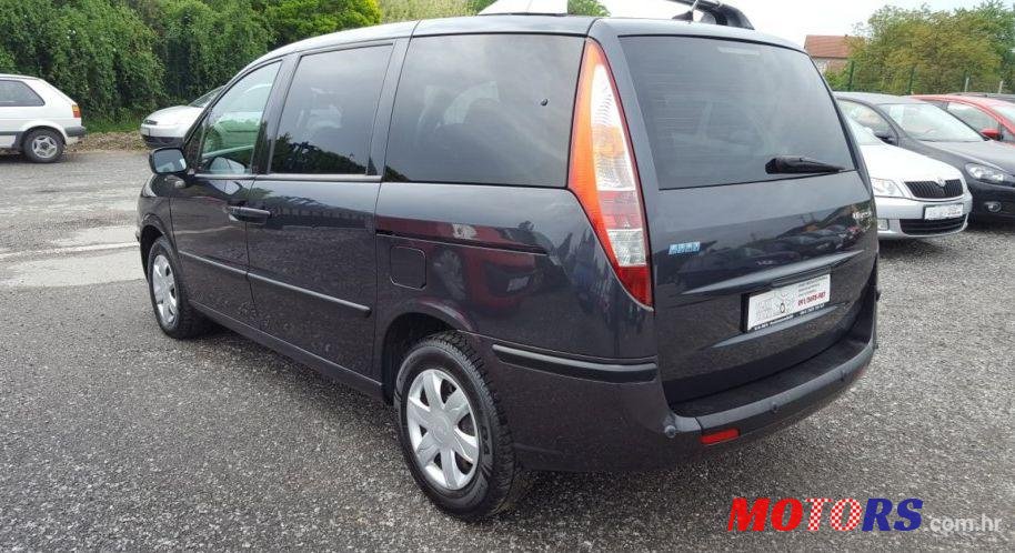 2004' Fiat Ulysse 2,2 16V Jtd photo #2