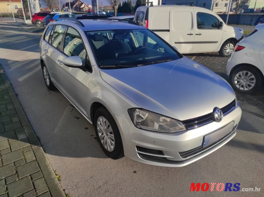 2013' Volkswagen Golf VII 1,6 Tdi photo #4