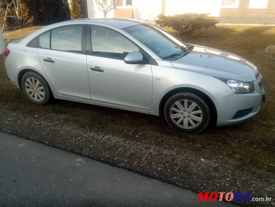 2009' Chevrolet Cruze 1,6 photo #3