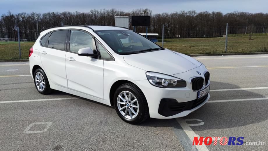 2018' BMW Serija 2 216D photo #1