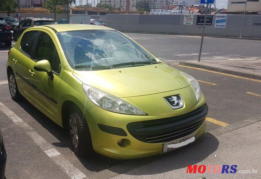 2008' Peugeot 207 1,4 16V Vti photo #1