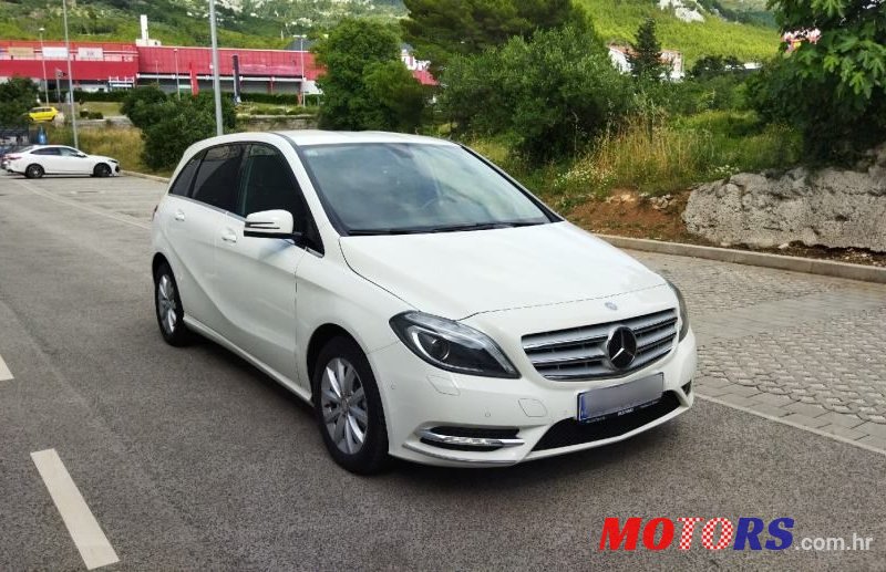 2013' Mercedes-Benz B-Klasa 200 Cdi photo #4