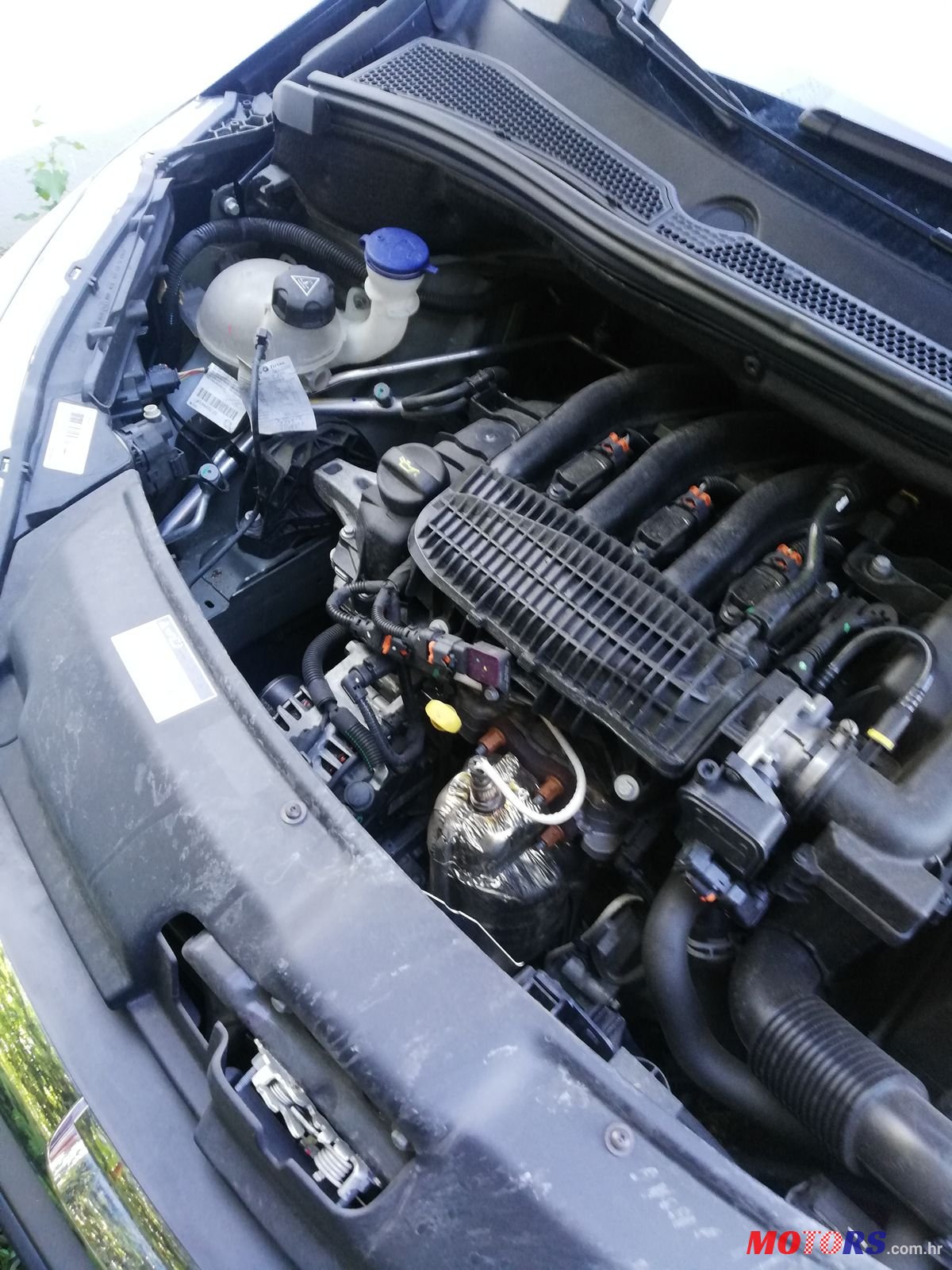 2017' Peugeot 208 photo #2