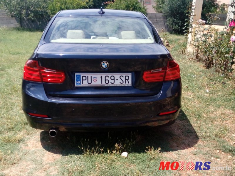 2013' BMW 3 Series photo #4