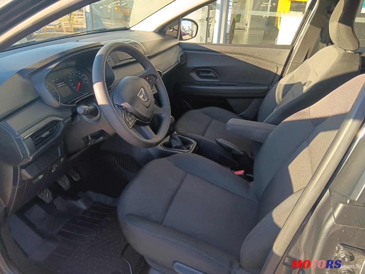 2023' Dacia Sandero photo #5