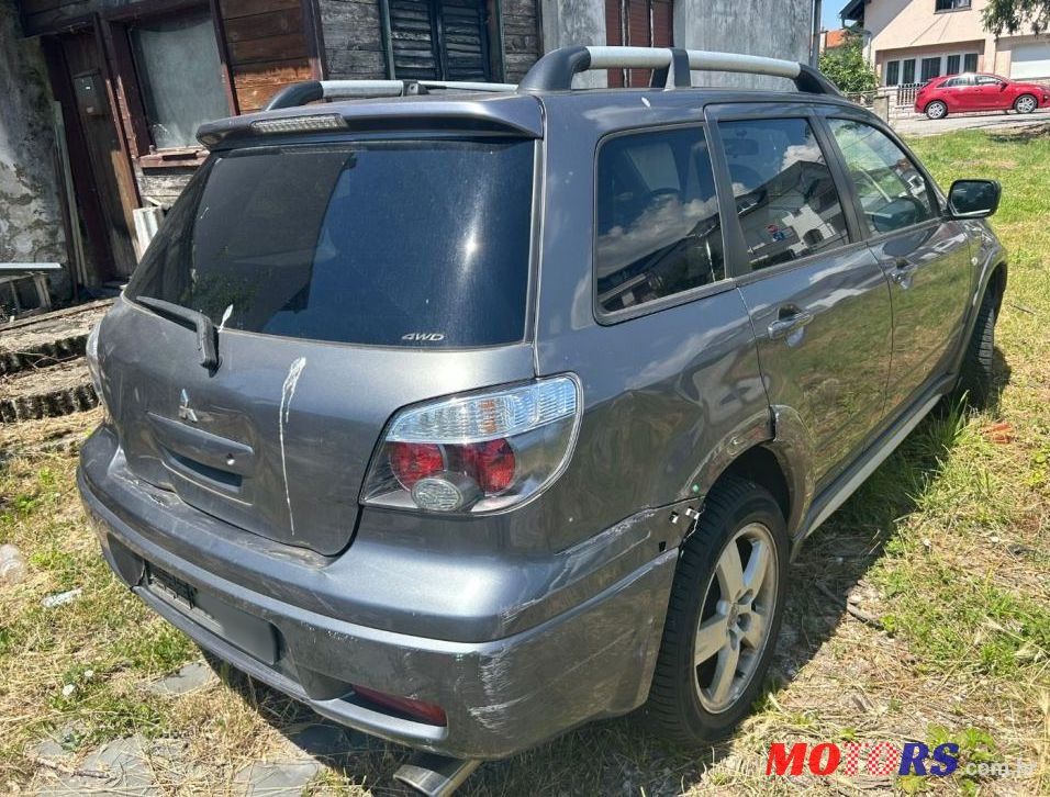 2008' Mitsubishi Outlander 2,4 photo #4