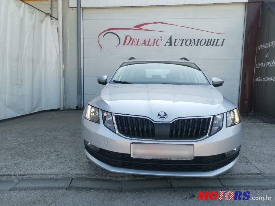 2017' Skoda Octavia Combi photo #3