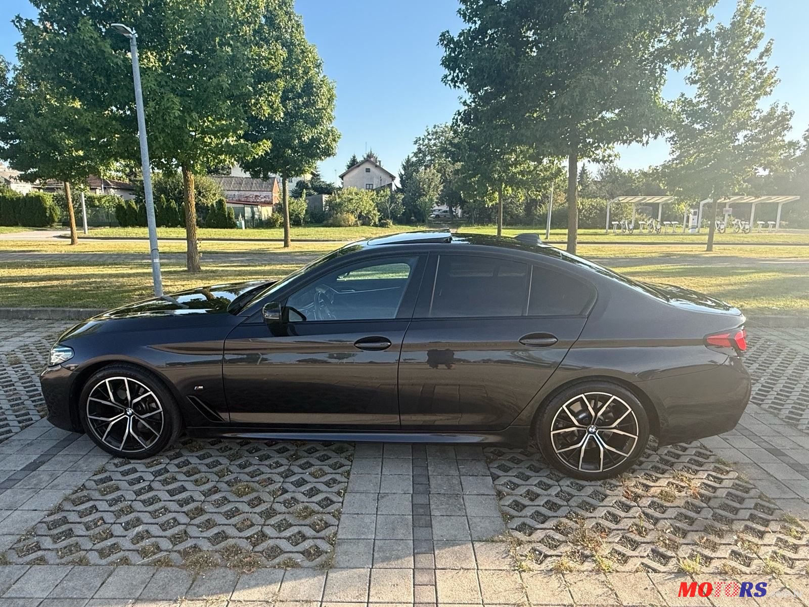 2023' BMW Serija 5 520D photo #4