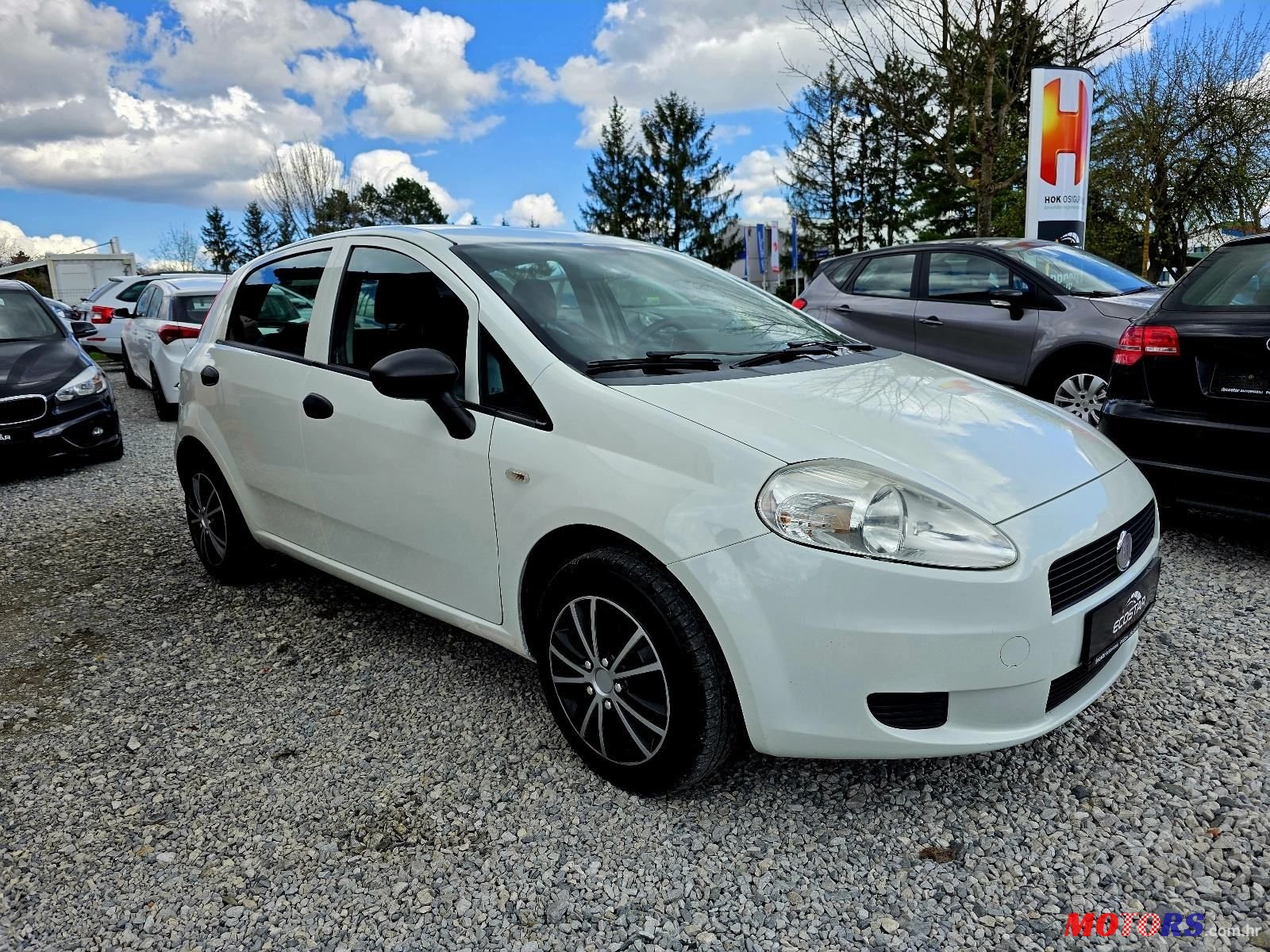 2010' Fiat Grande Punto 1,2 8V photo #2