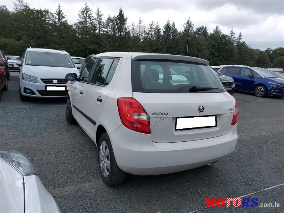 2014' Skoda Fabia photo #2