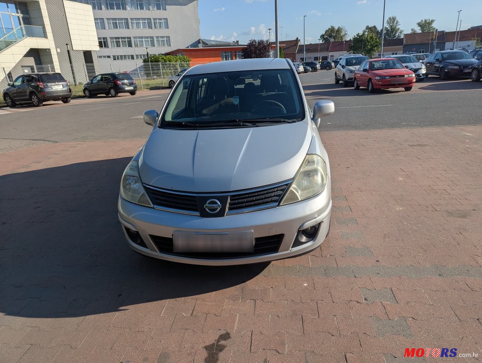 2008' Nissan Tiida 1,6 16V photo #2