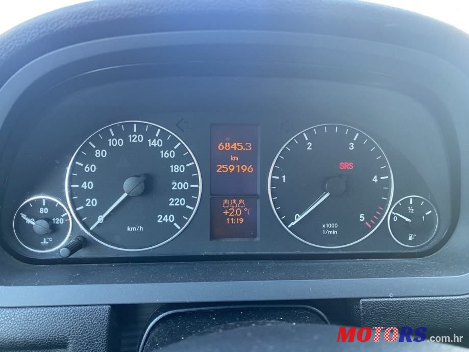 2006' Mercedes-Benz A-Klasa photo #3