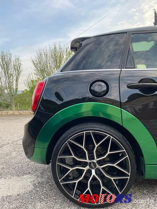 2015' MINI Cooper Sd photo #1