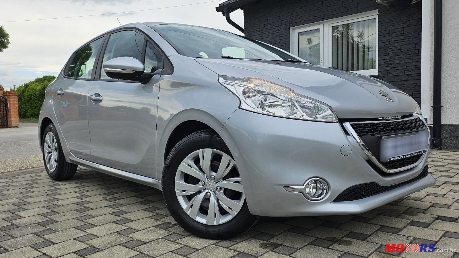 2013' Peugeot 208 1,2 Vti photo #5