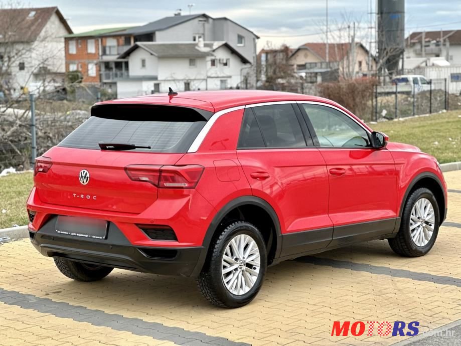 2019' Volkswagen T-Roc 1,0 Tsi photo #5
