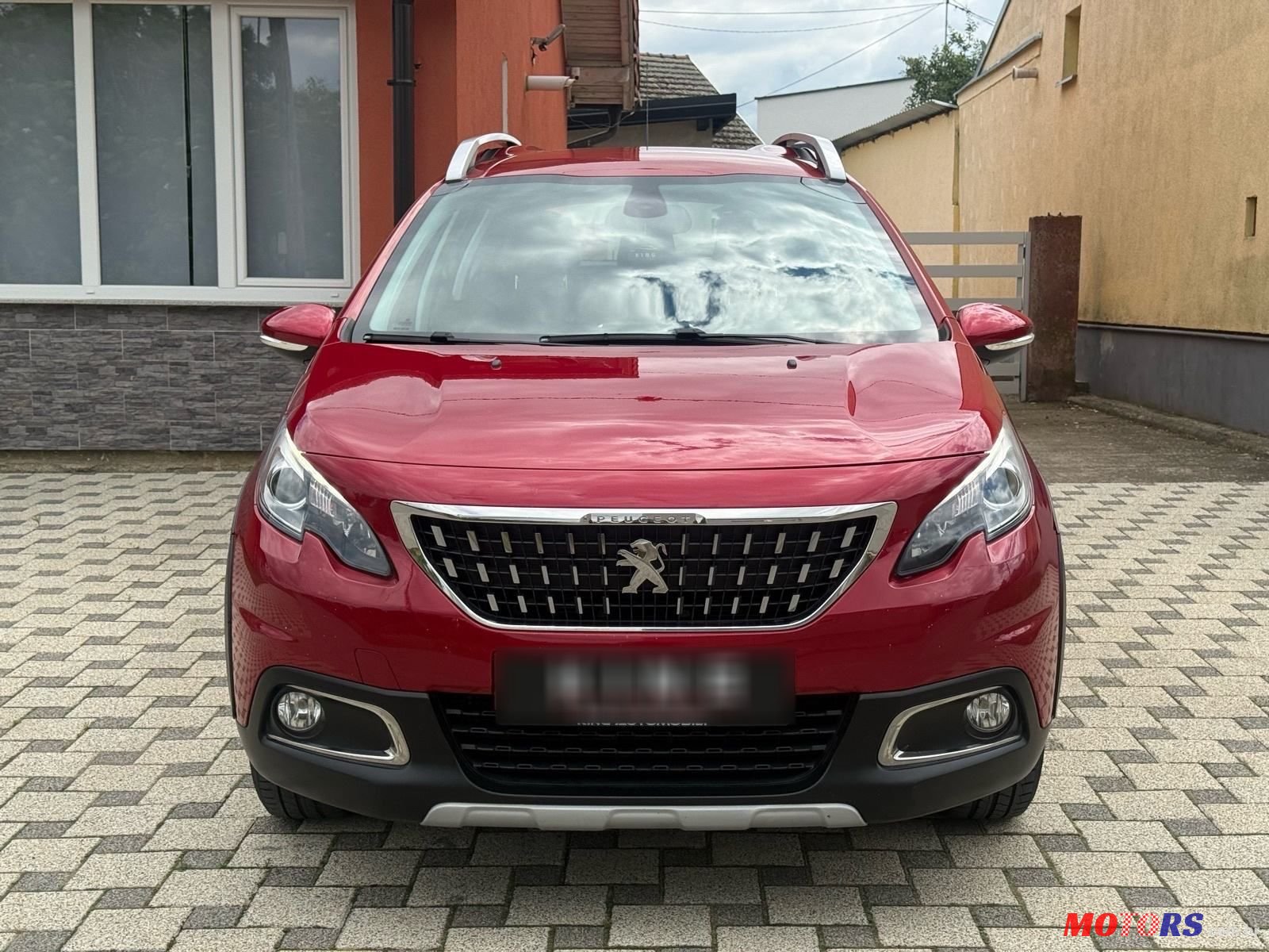 2016' Peugeot 2008 1,2 photo #2
