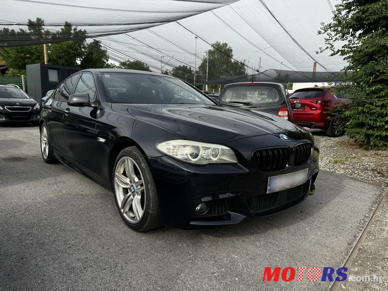 2012' BMW Serija 5 530Xd photo #3