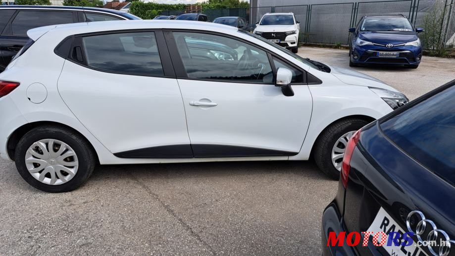 2018' Renault Clio 15 Dci photo #3